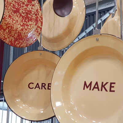 makers-landing-plates-thumb.jpg