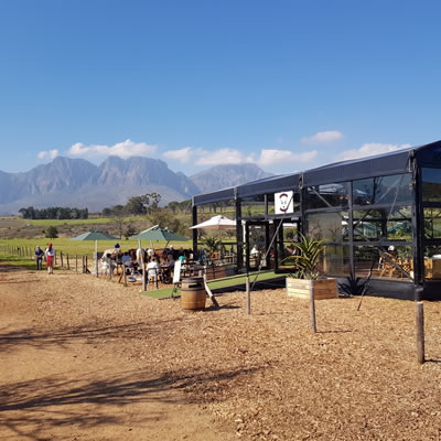 vergelegen-nguni-cafe-exterior-thumb.jpg